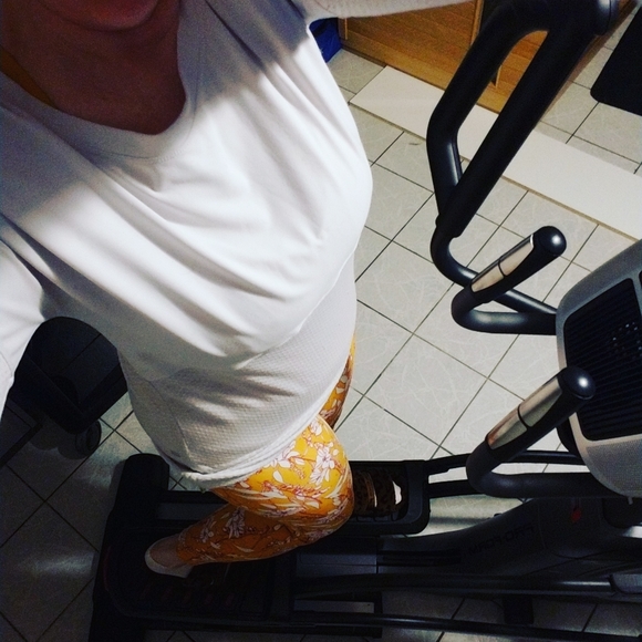 🔮 Fabletics Bundles & Save Money - Fabletics - Picture 5 of 16